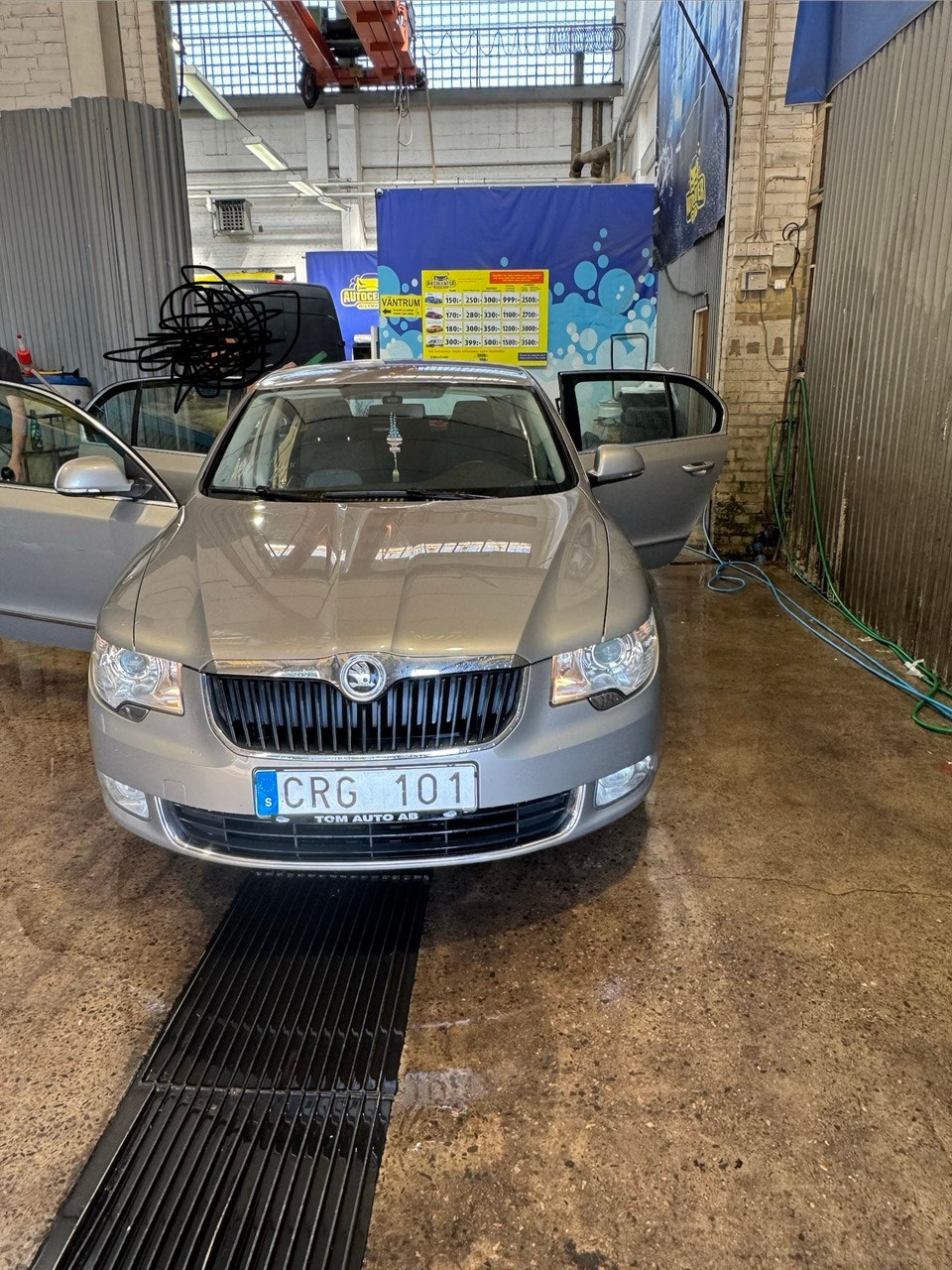 Škoda Superb 1.8 TSI DSG Sekventiell, 160hk, 2010