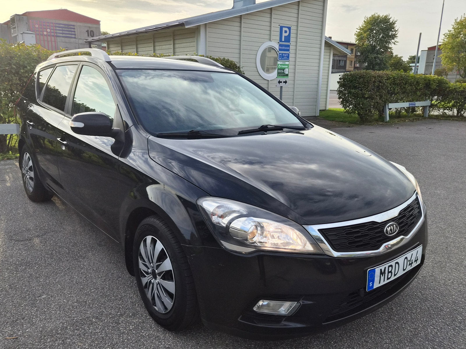 Kia cee'd_sw 1.6 CRDi Manual, 128hp, 2011