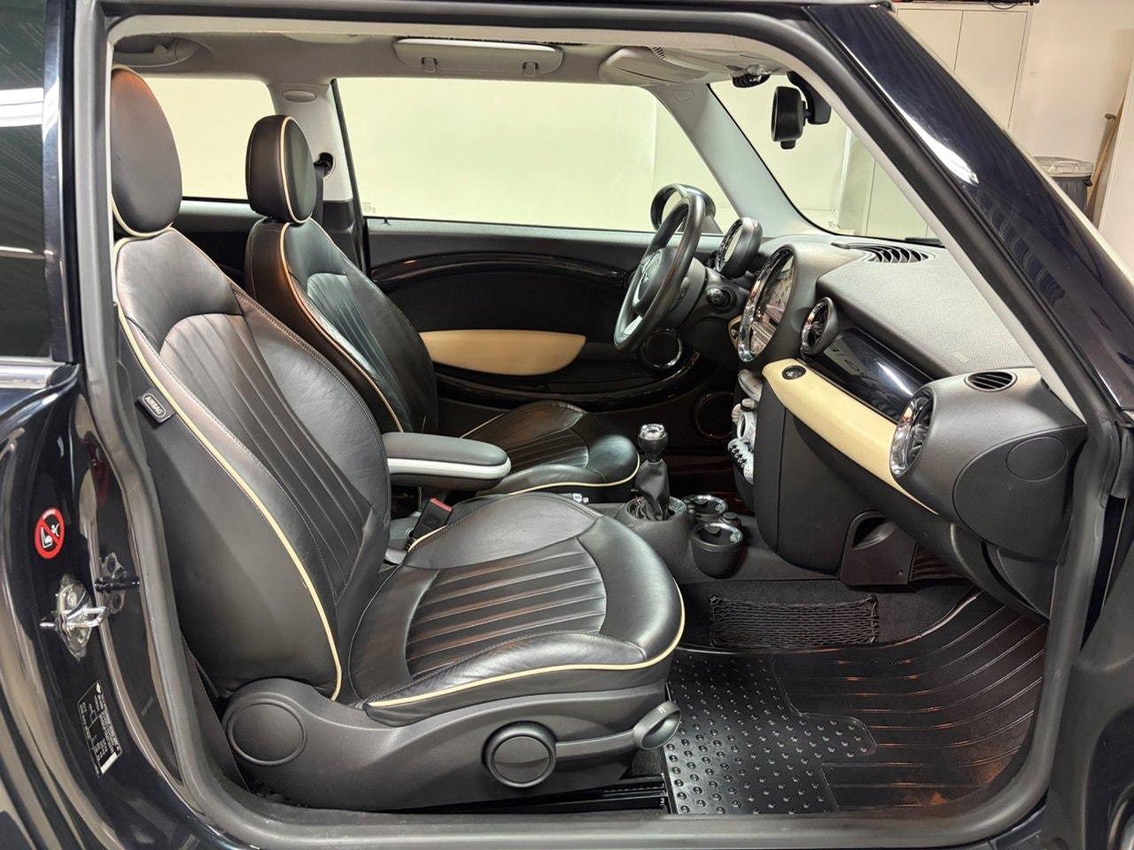 MINI Cooper Manual, 120hp, 2007