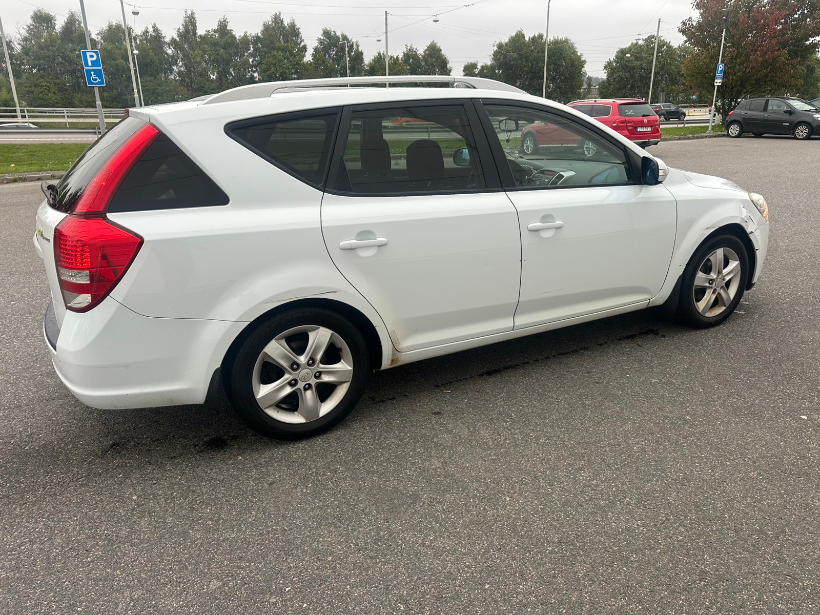 Kia cee'd_sw 1.6 CRDi Manuell, 115hk, 2010