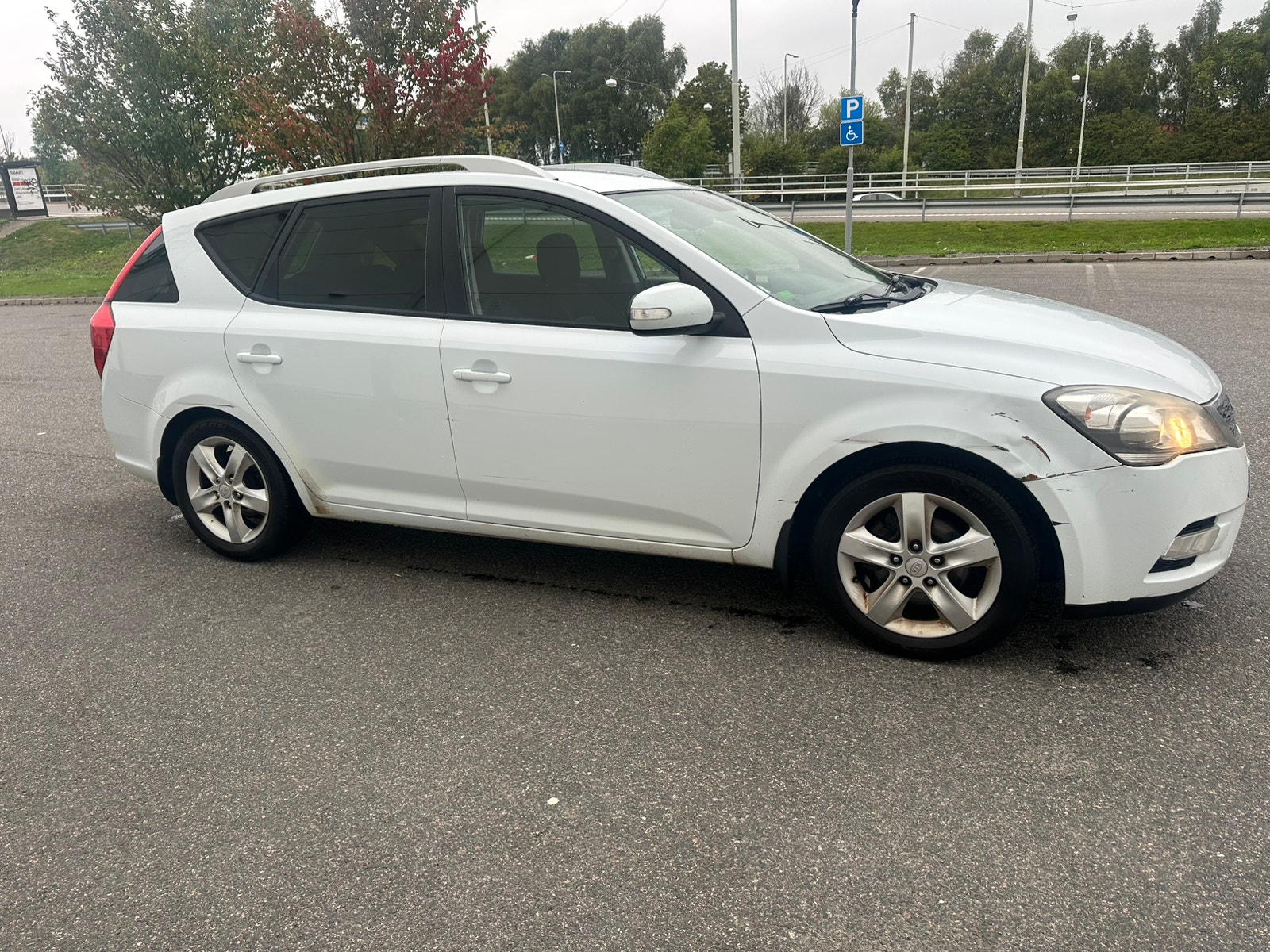 Kia cee'd_sw 1.6 CRDi Manuell, 115hk, 2010