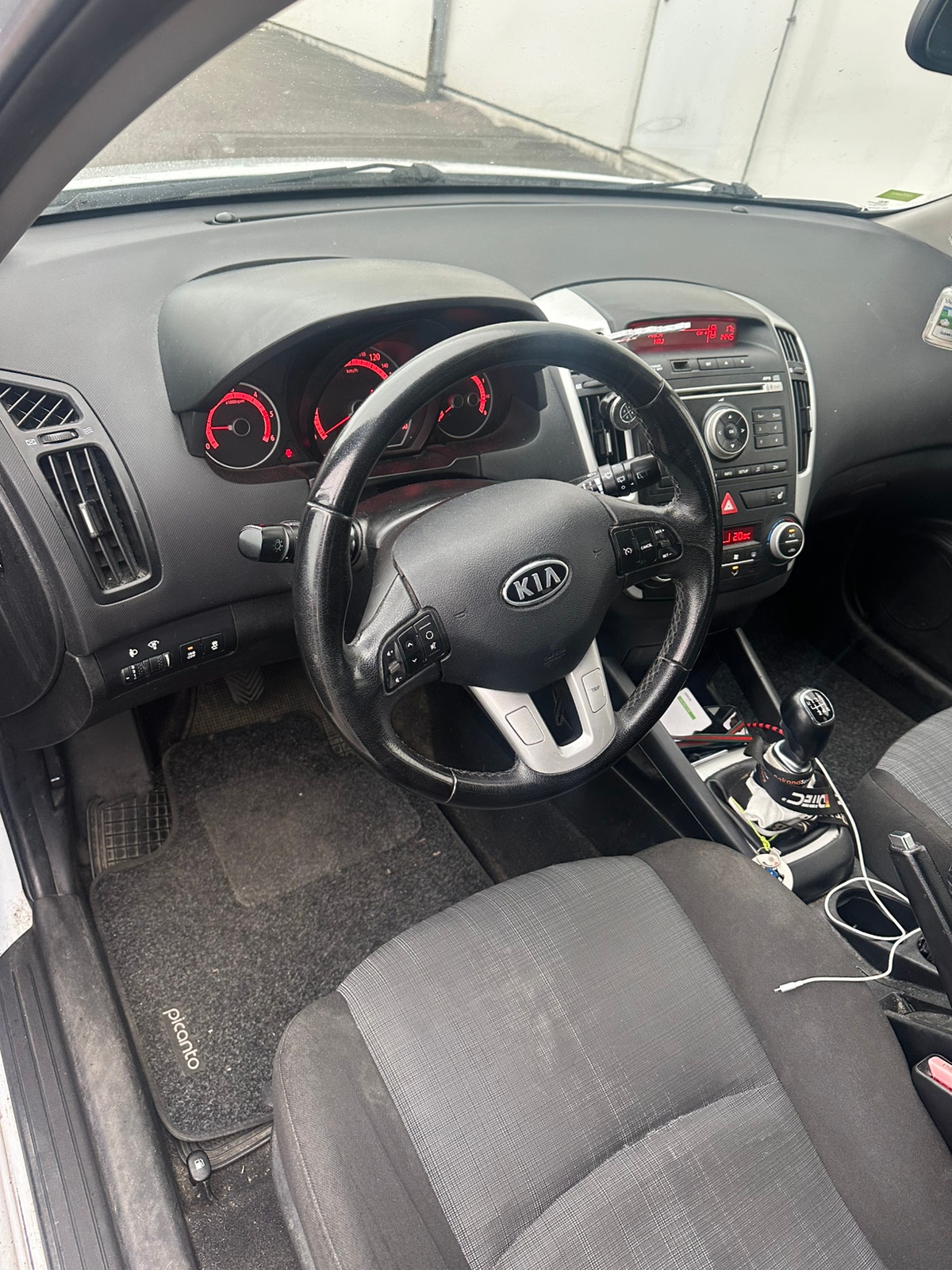 Kia cee'd_sw 1.6 CRDi Manuell, 115hk, 2010