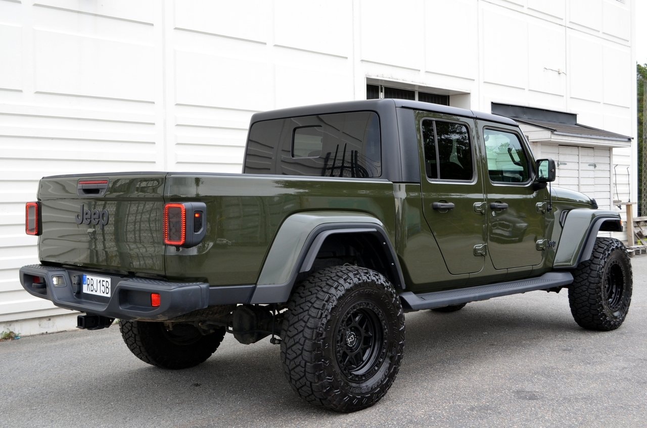 Jeep Gladiator 3.6 V6 4WD Automatic, 290hp, 2023