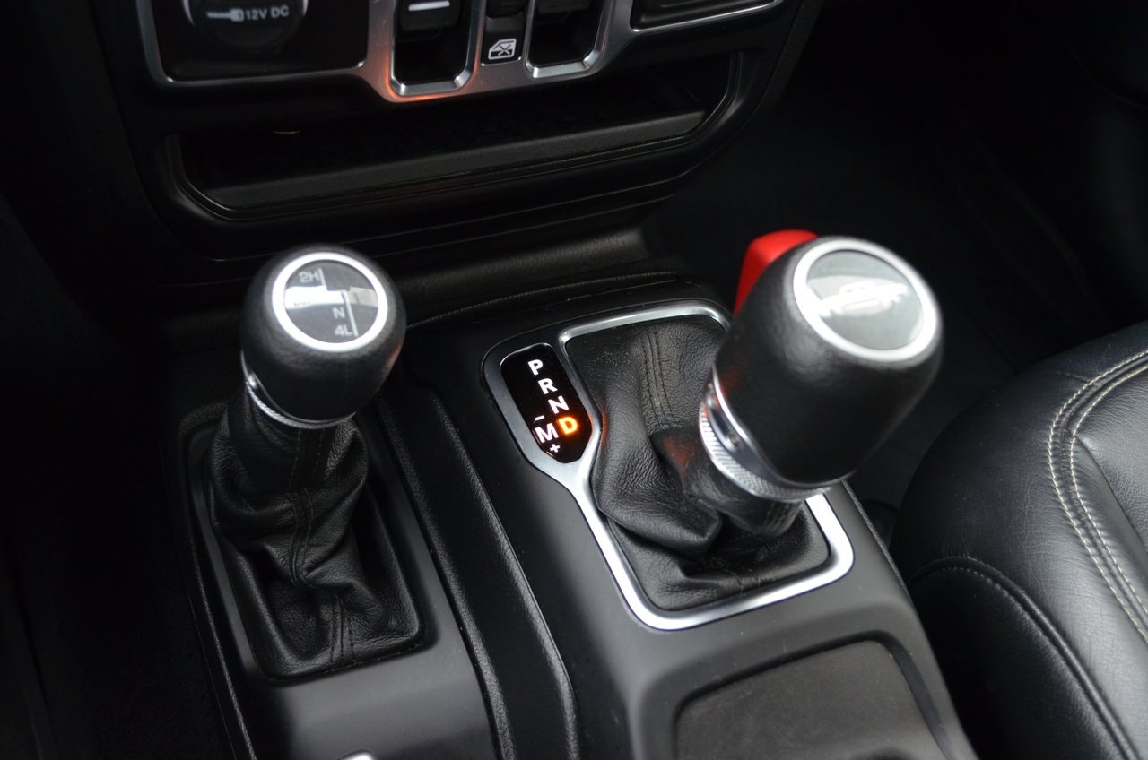 Jeep Gladiator 3.6 V6 4WD Automatic, 290hp, 2023