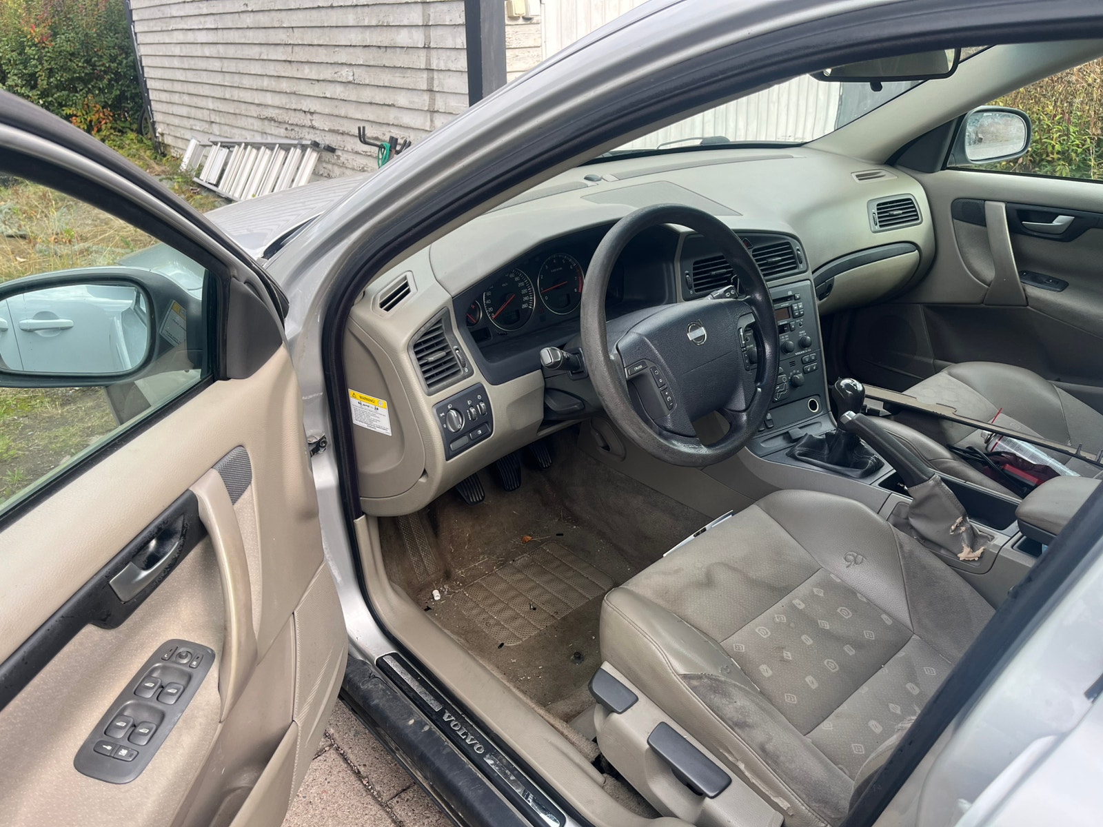 Volvo V70 2.4 Manual, 140hp, 2003