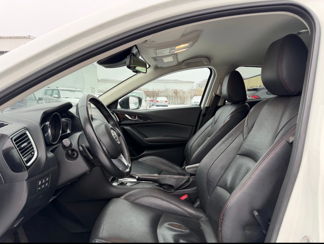 Mazda 3 Sport 2.2 SKYACTIV-D Automatic, 6-trins, 150ps, 2014