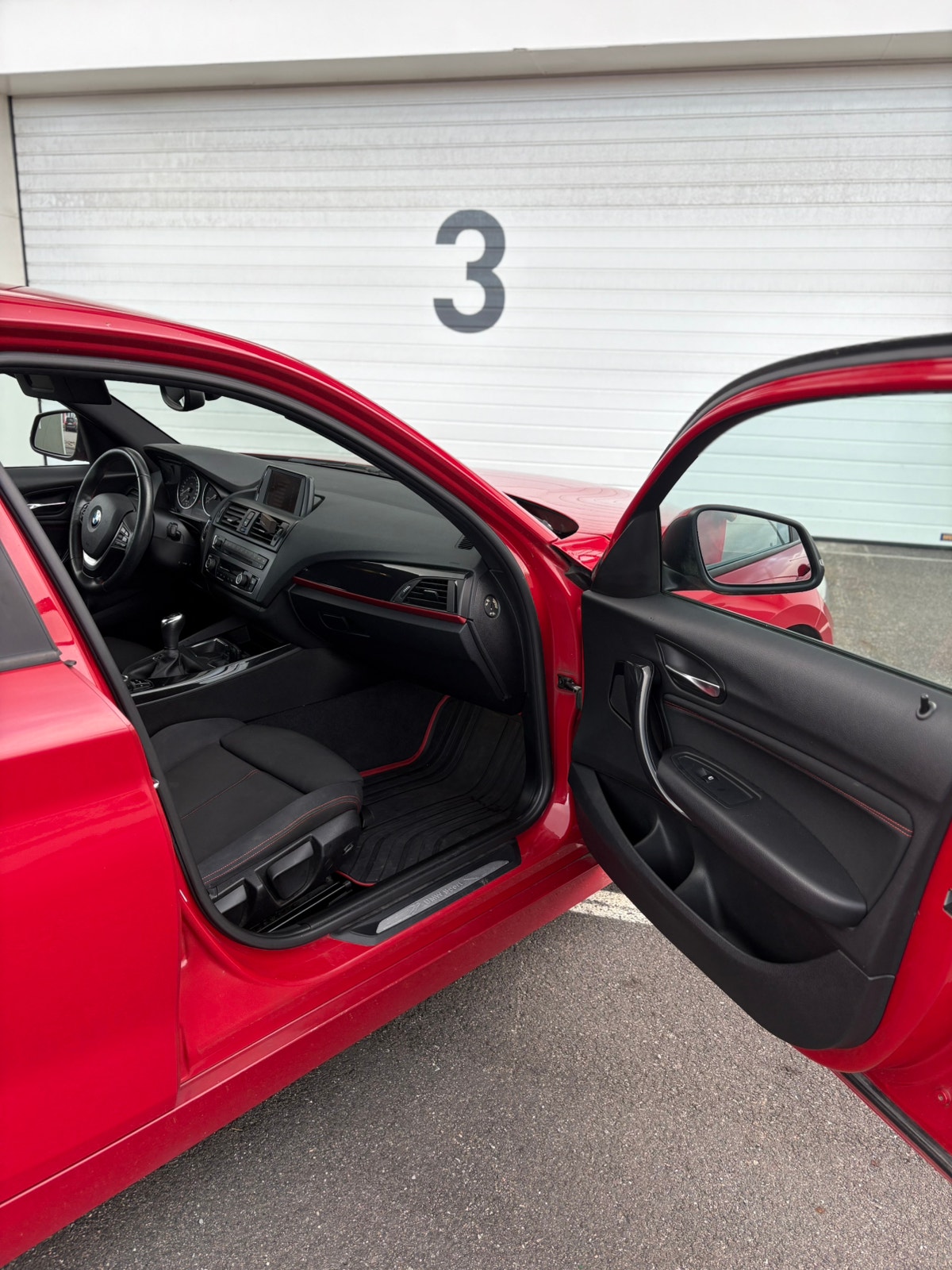 BMW 118d 5-door Manual, 6-trins, 143ps, 2012
