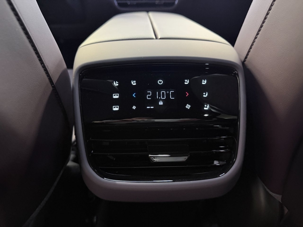Mazda CX-6e 78 kWh, 258ps, 2026