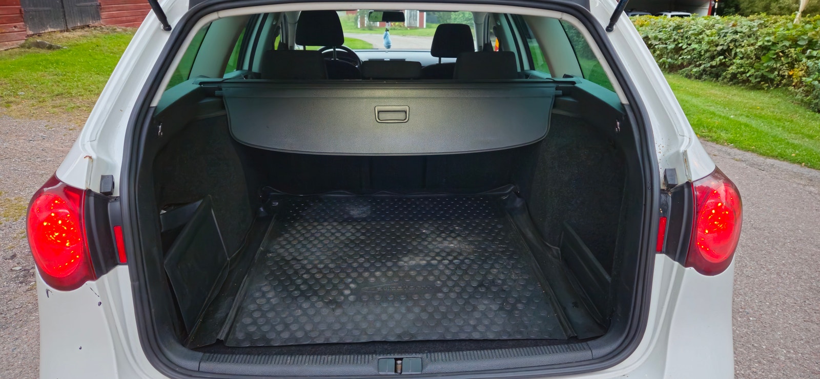 Volkswagen Passat Variant 1.4 TGI EcoFuel DSG Sequential, 7-trins, 150ps, 2009