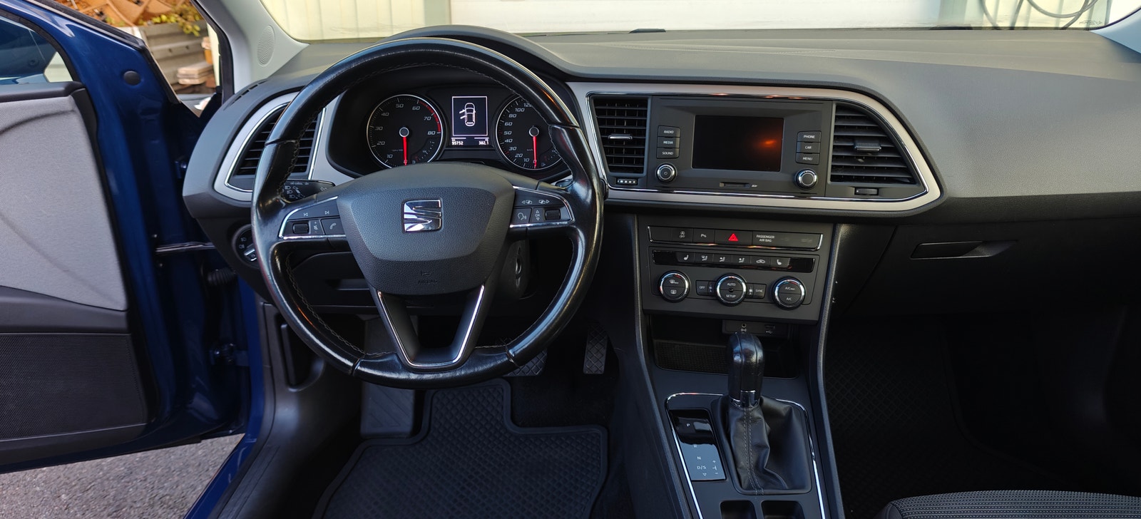 SEAT León 1.4 TGI DSG Sequential, 110hp, 2017