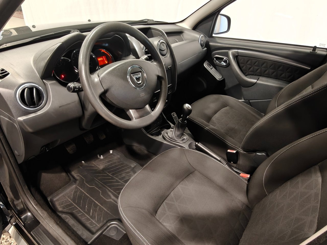 Dacia Duster 1.5 dCi Manual, 109hp, 2015