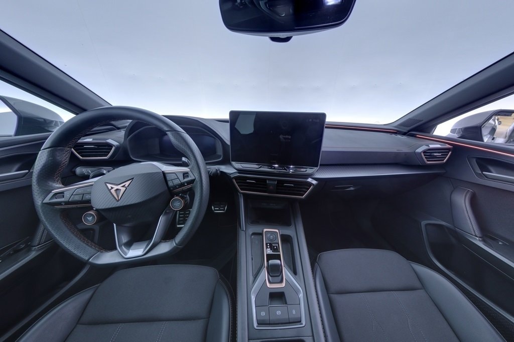 CUPRA Leon Sportstourer 1.5 eTSI DSG Sequential, 7-trins, 150ps, 2025
