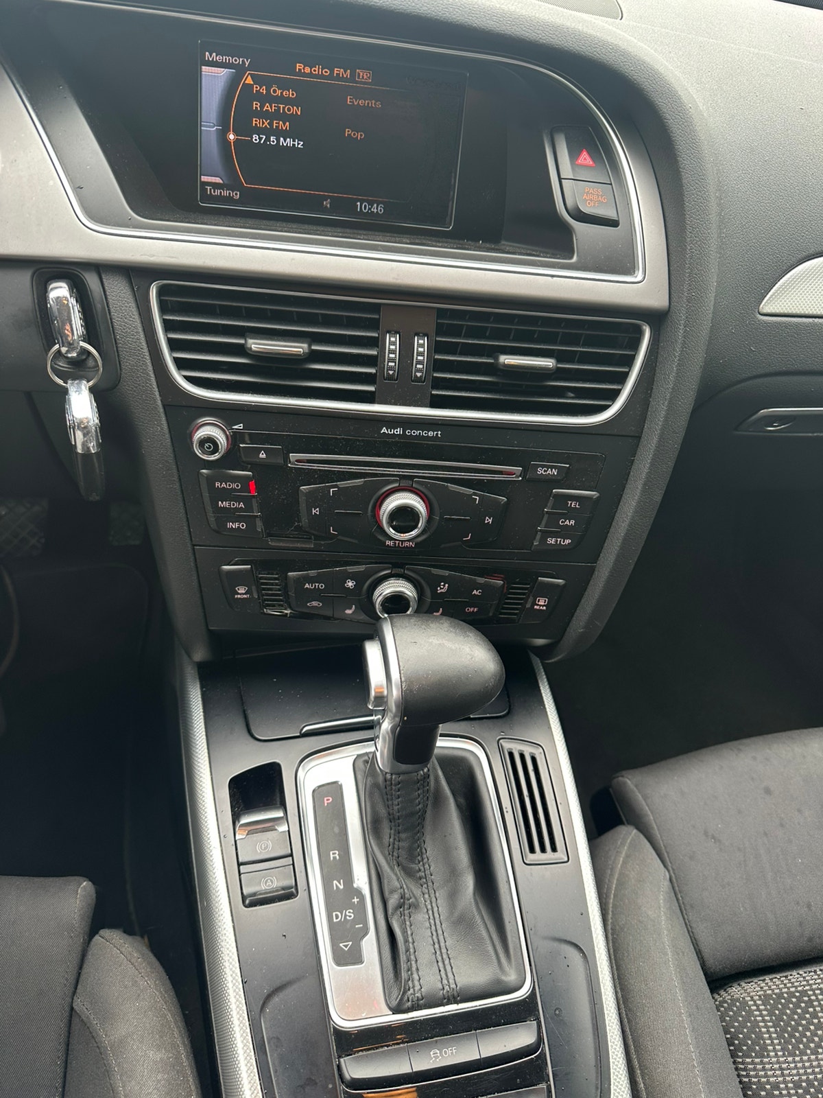 Audi A4 Avant 2.0 TDI DPF Multitronic, 150ps, 2014
