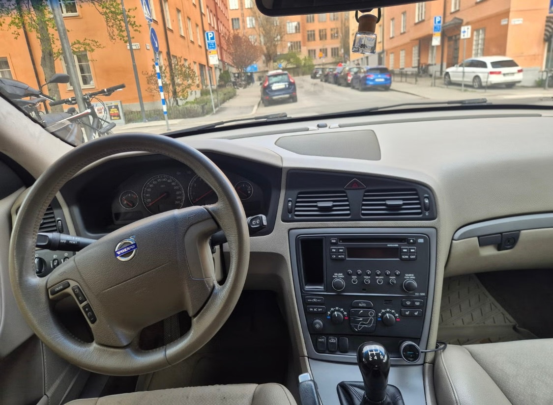 Volvo V70 2.4 Manual, 140hp, 2006