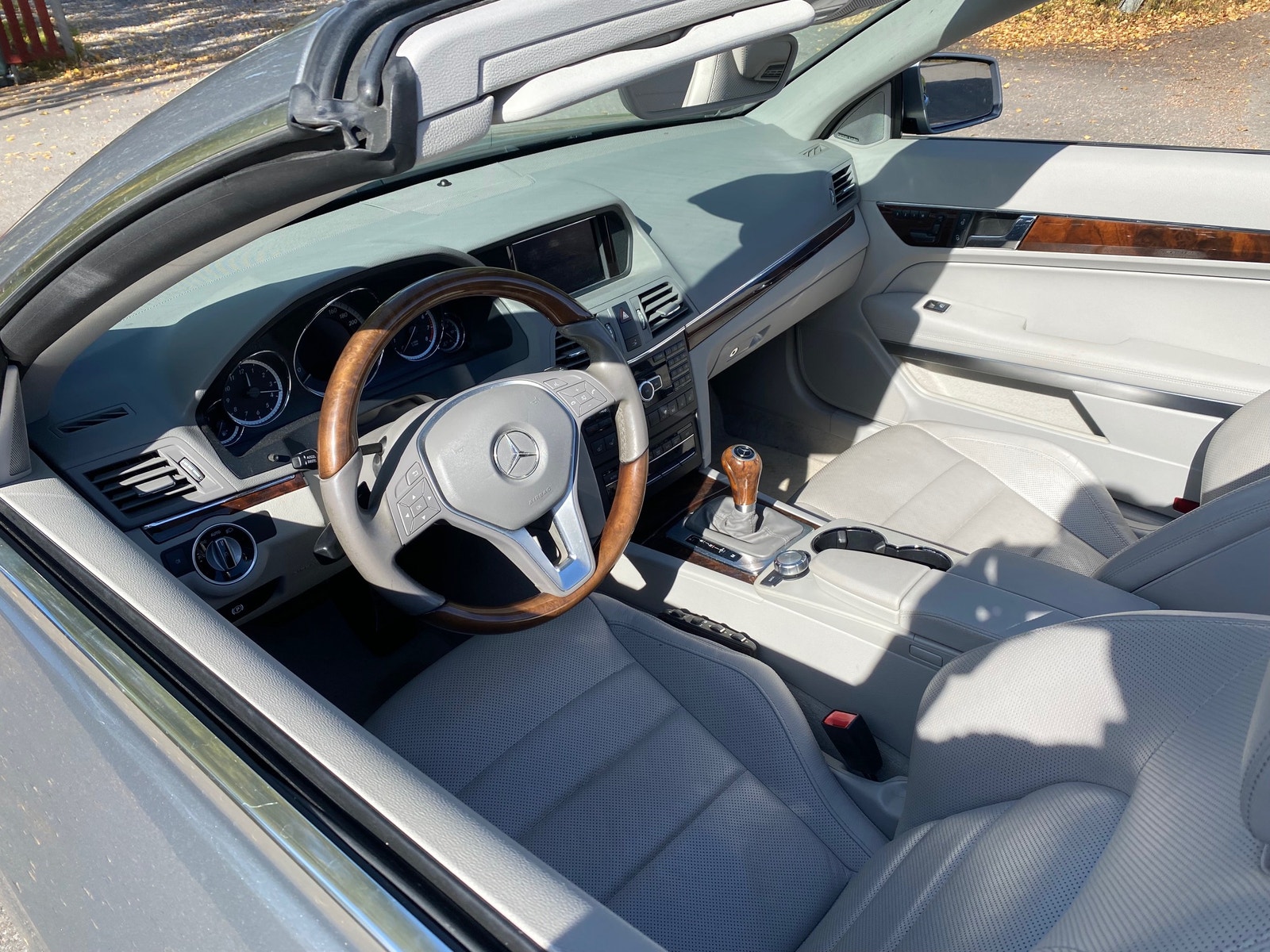 Mercedes-Benz E 550 Cabriolet 7G-Tronic Plus, 408hp, 2013