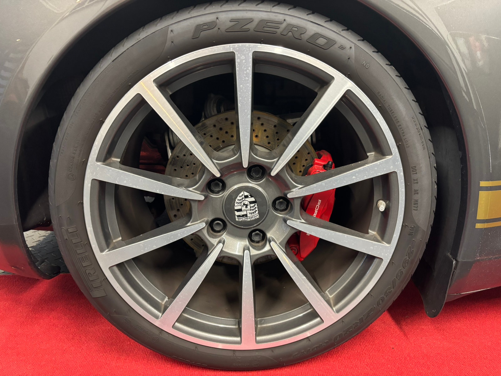 Porsche 911 Carrera S Manuell, 7-trinn, 400hk, 2012