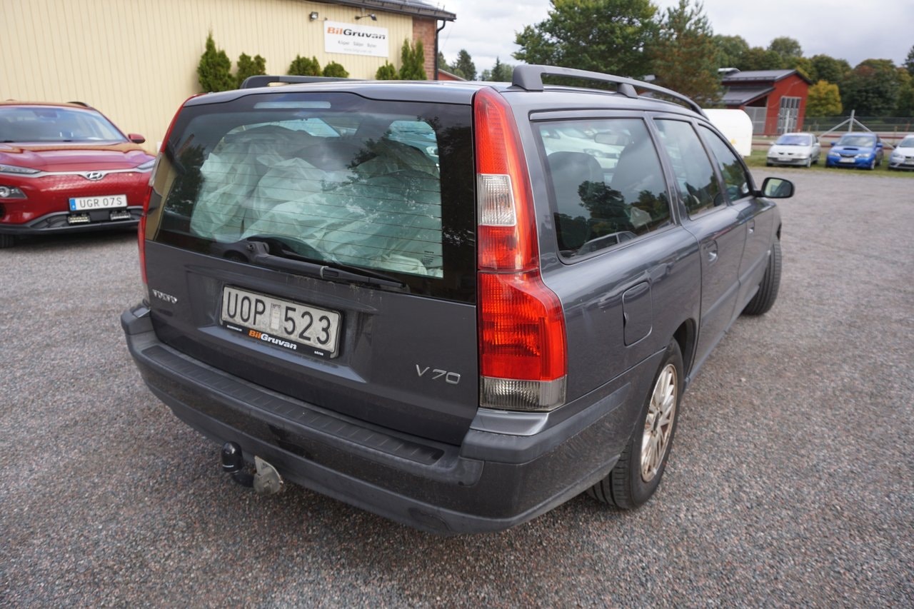 Volvo V70 2.4 Manual, 5-trins, 140ps, 2004
