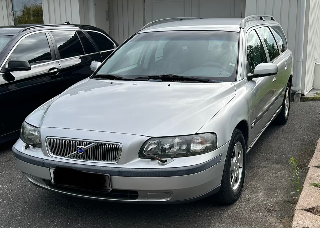 Volvo V70 2.4 Manual, 5-trins, 140ps, 2004