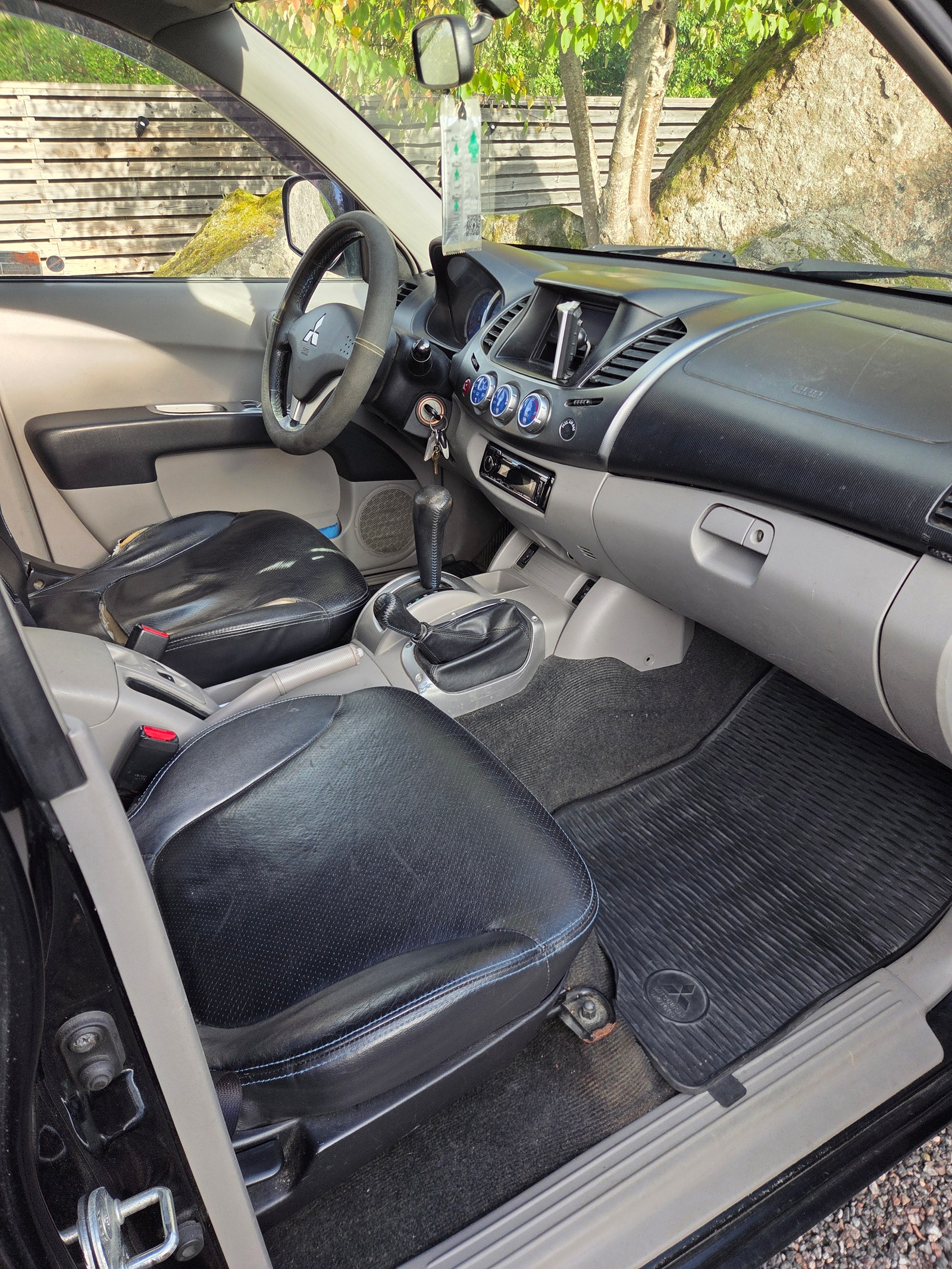 Mitsubishi L200 Double Cab 2.5 4x4 Automatic, 136hp, 2007