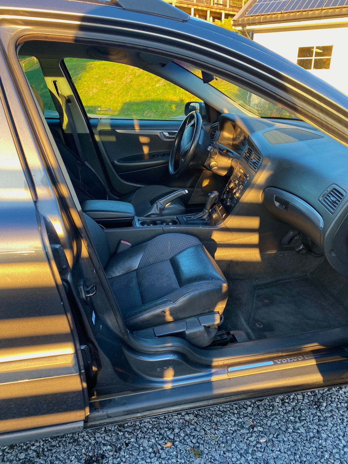 Volvo V70 2.4 Automatic, 5-trins, 170ps, 2004