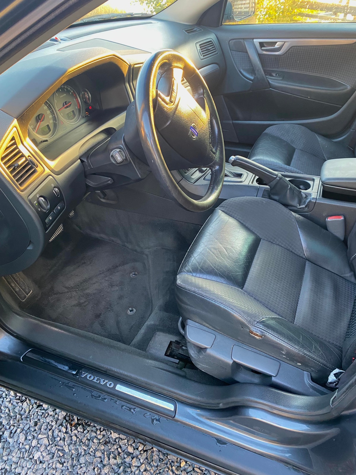 Volvo V70 2.4 Automatic, 5-trins, 170ps, 2004