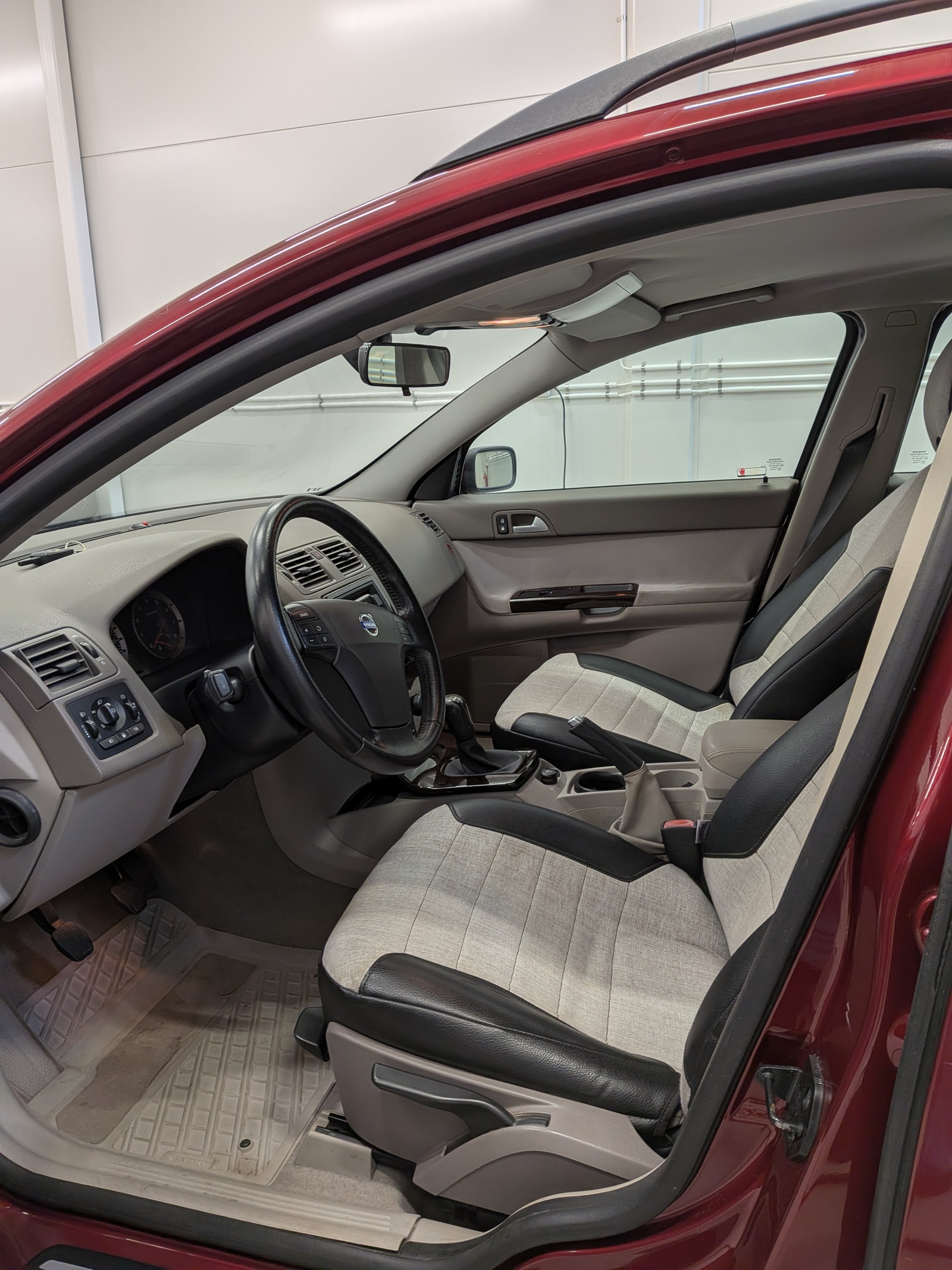 Volvo V50 2.4 Manual, 140hp, 2005