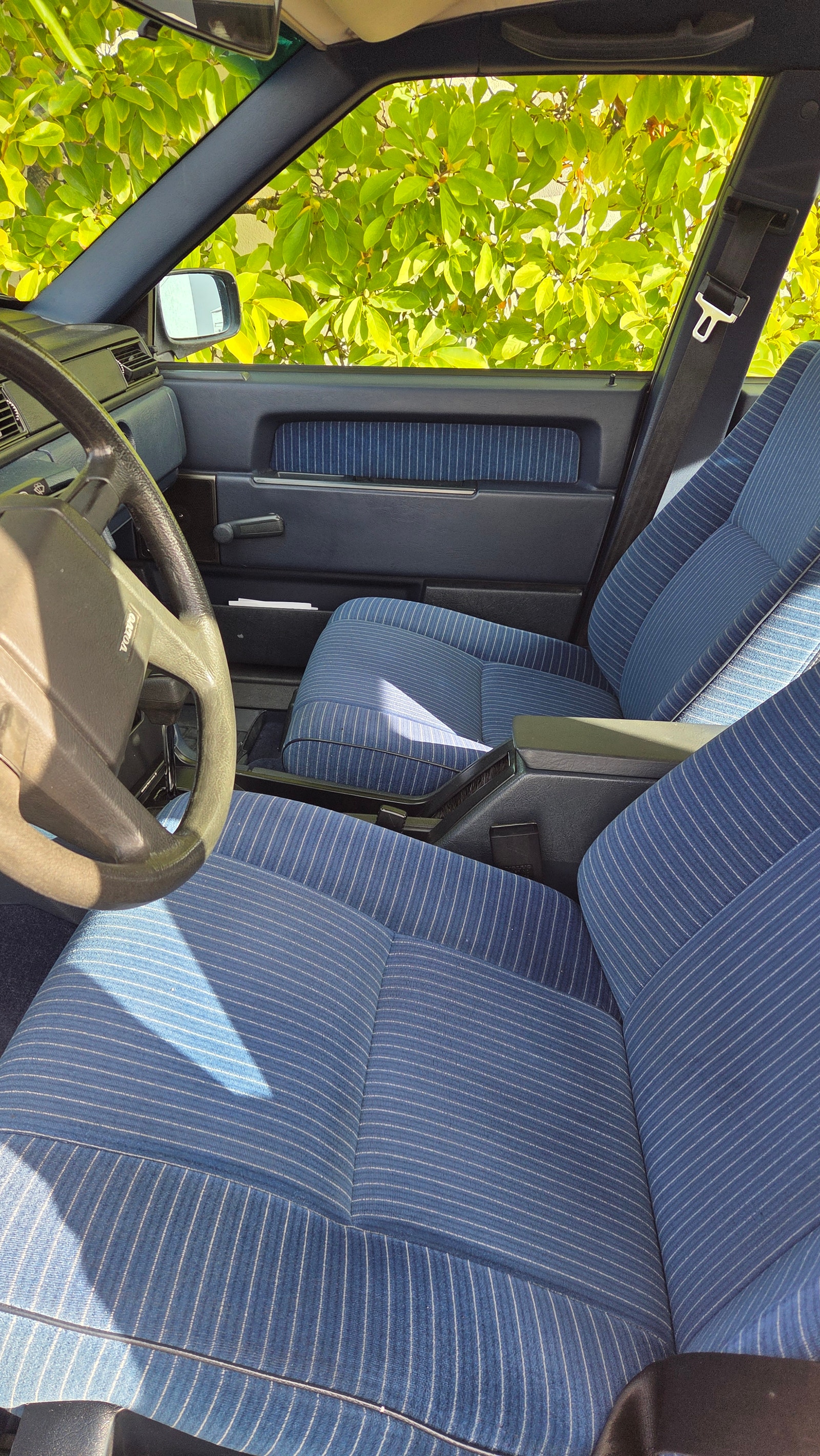 Volvo 740 2.3 Automatic, 4-trins, 115ps, 1988