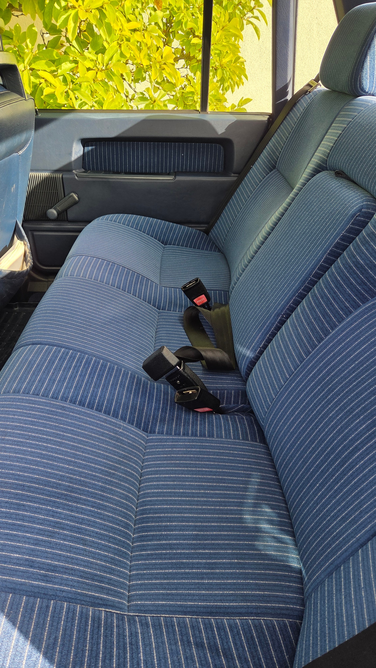 Volvo 740 2.3 Automatic, 4-trins, 115ps, 1988