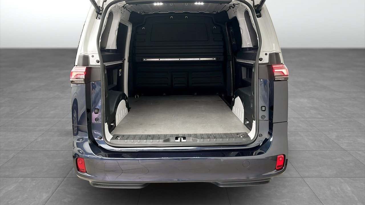 Volkswagen ID. Buzz Cargo 82 kWh, 204hp, 2023