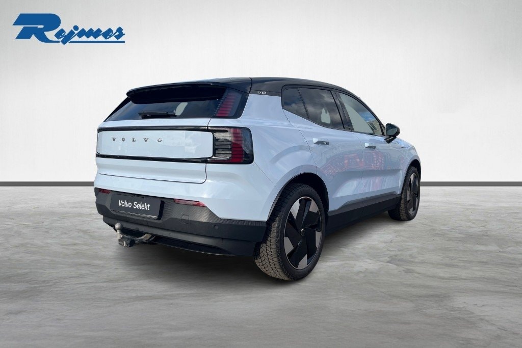 Volvo EX30 Single Motor Extended Range, 272hp, 2024