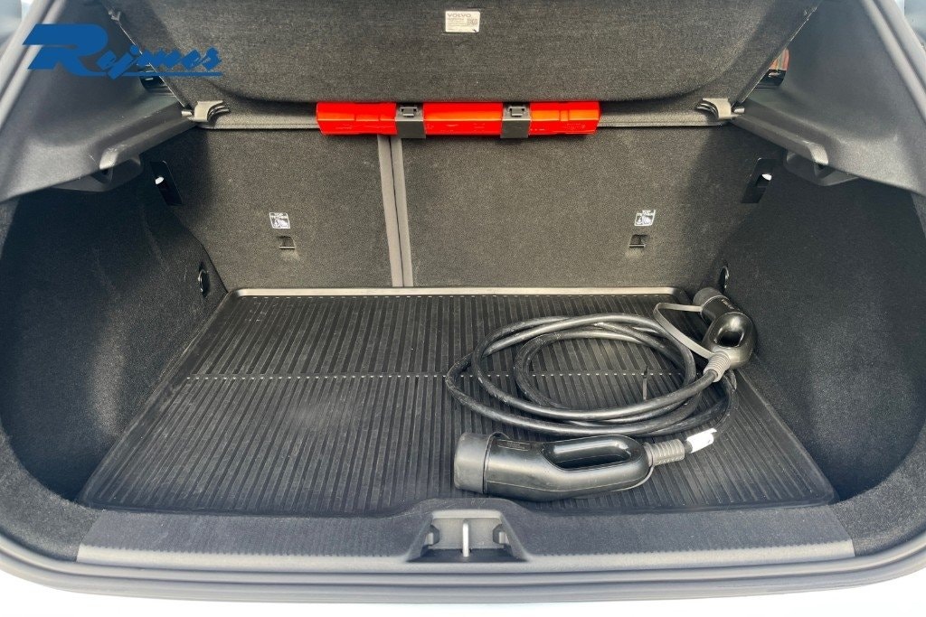 Volvo EX30 Single Motor Extended Range, 272hp, 2024