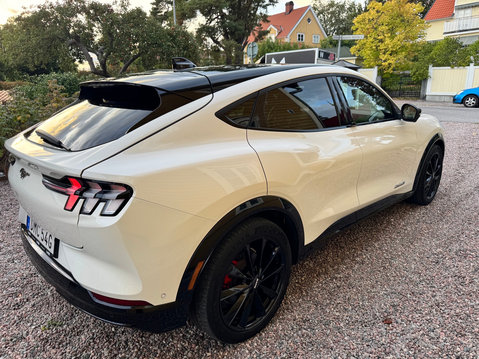 Ford Mustang Mach-E Long Range AWD, 351ps, 2021