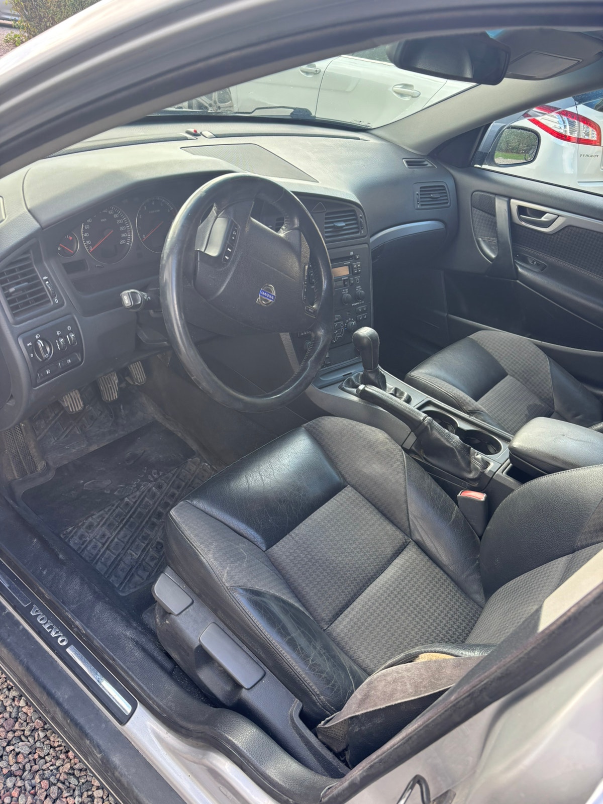 Volvo V70 2.4 Manual, 5-trins, 140ps, 2004