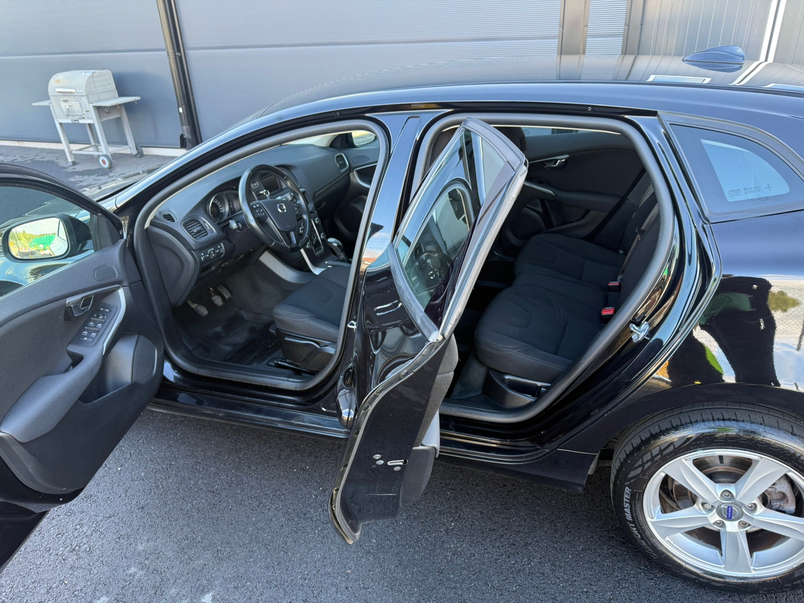 Volvo V40 D2 Manual, 120hp, 2017