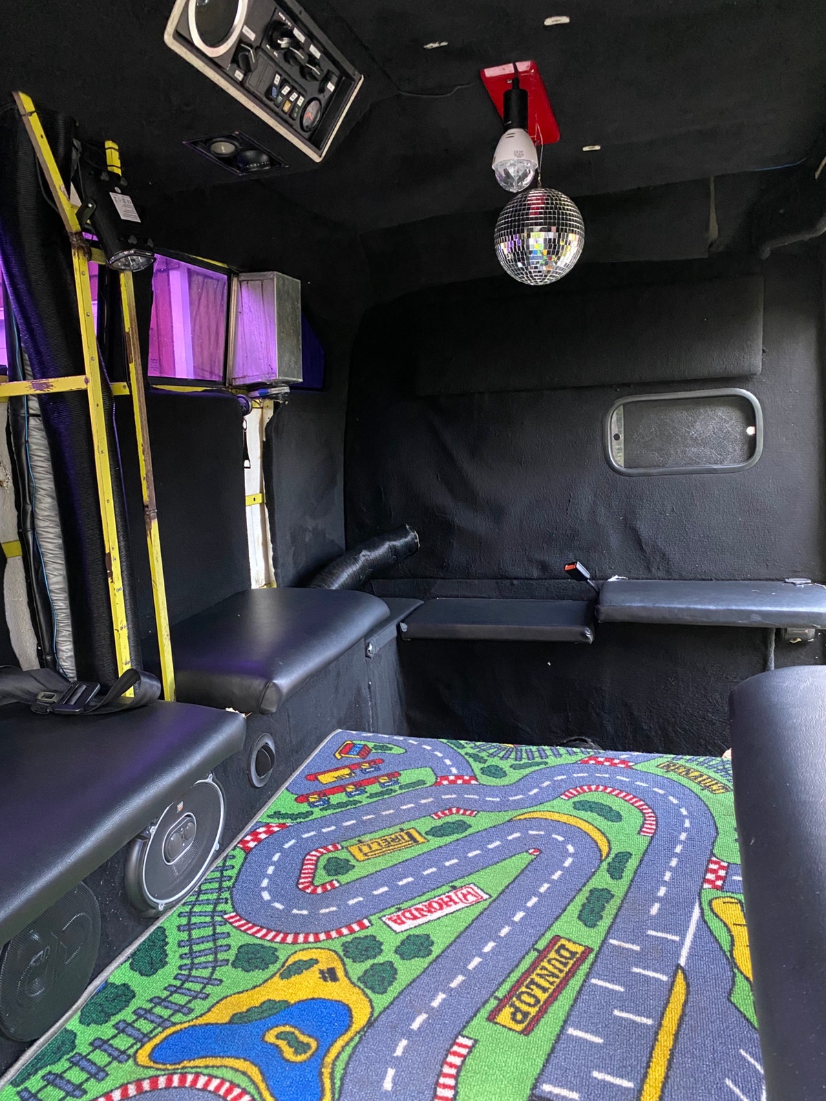 Nilsson V90 Ambulance 3.0 Automatisk, 204hk, 1997