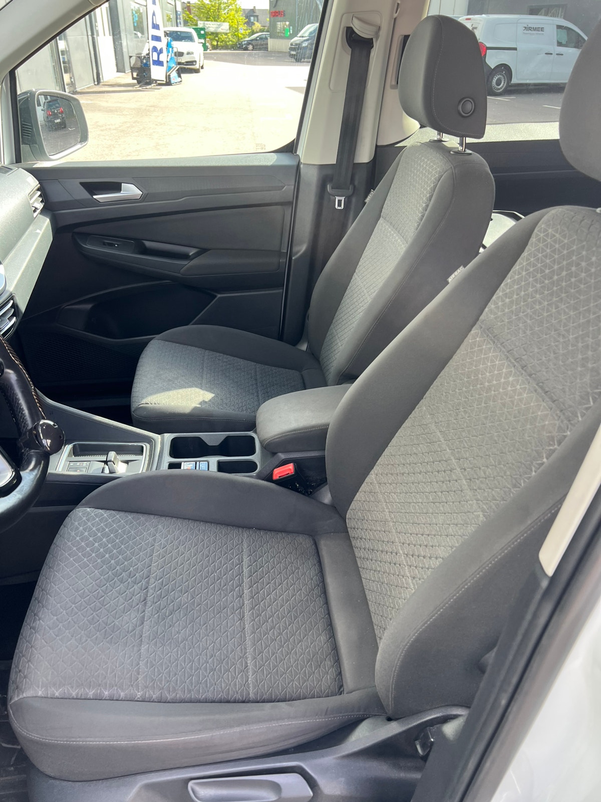 Ford Grand Tourneo Connect 2.0 EcoBlue Powershift, 122hp, 2023
