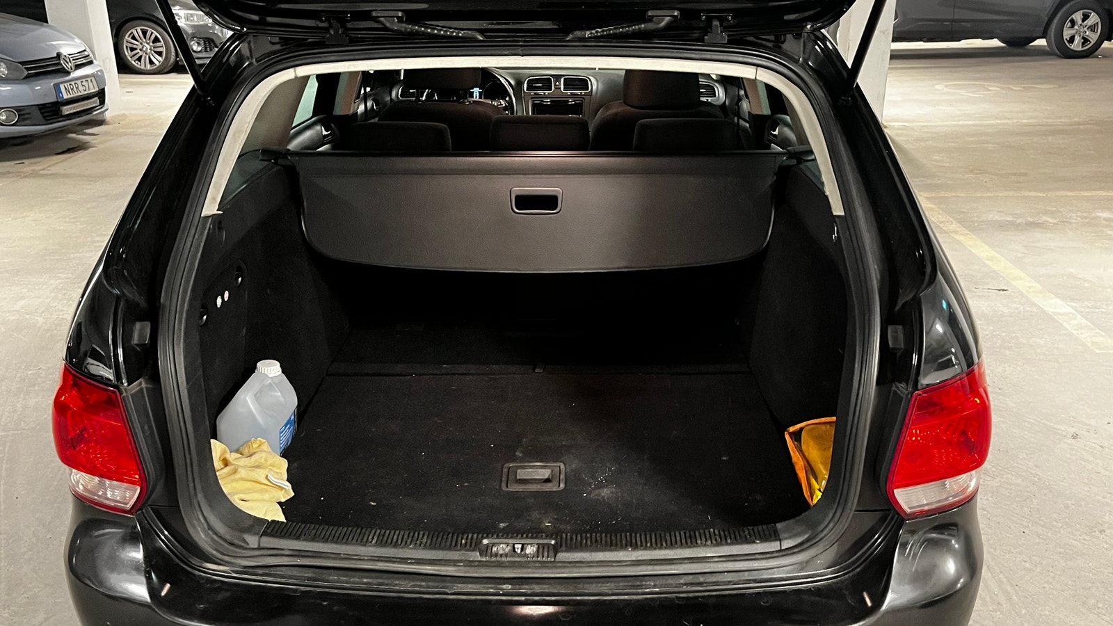 Volkswagen Golf Variant 2.0 TDI DPF DSG Sequential, 6-trins, 140ps, 2013