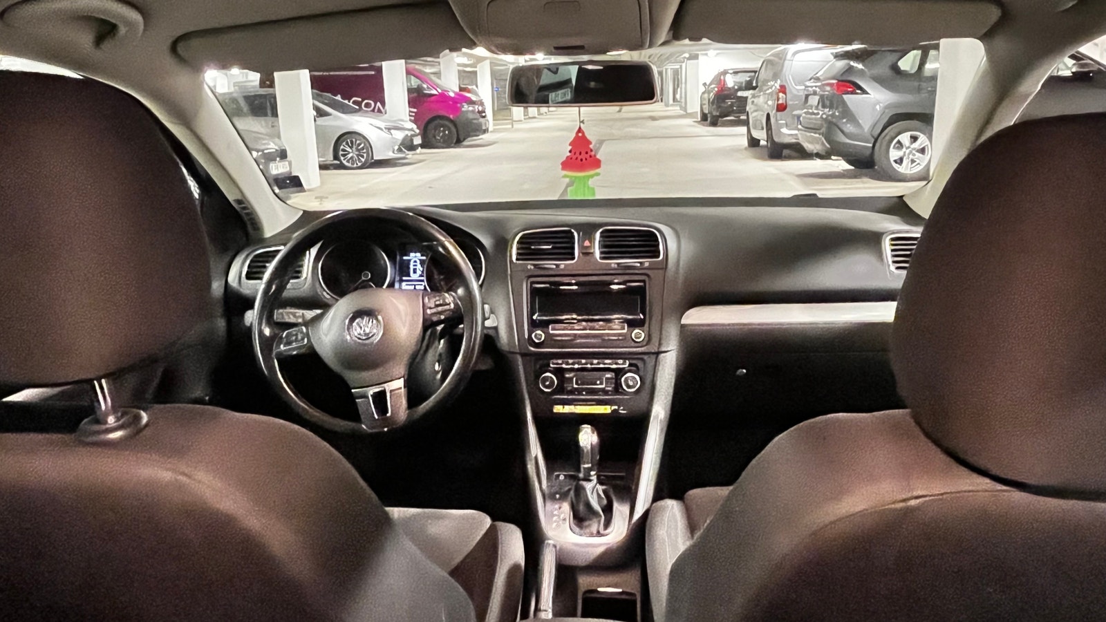 Volkswagen Golf Variant 2.0 TDI DPF DSG Sequential, 6-trins, 140ps, 2013