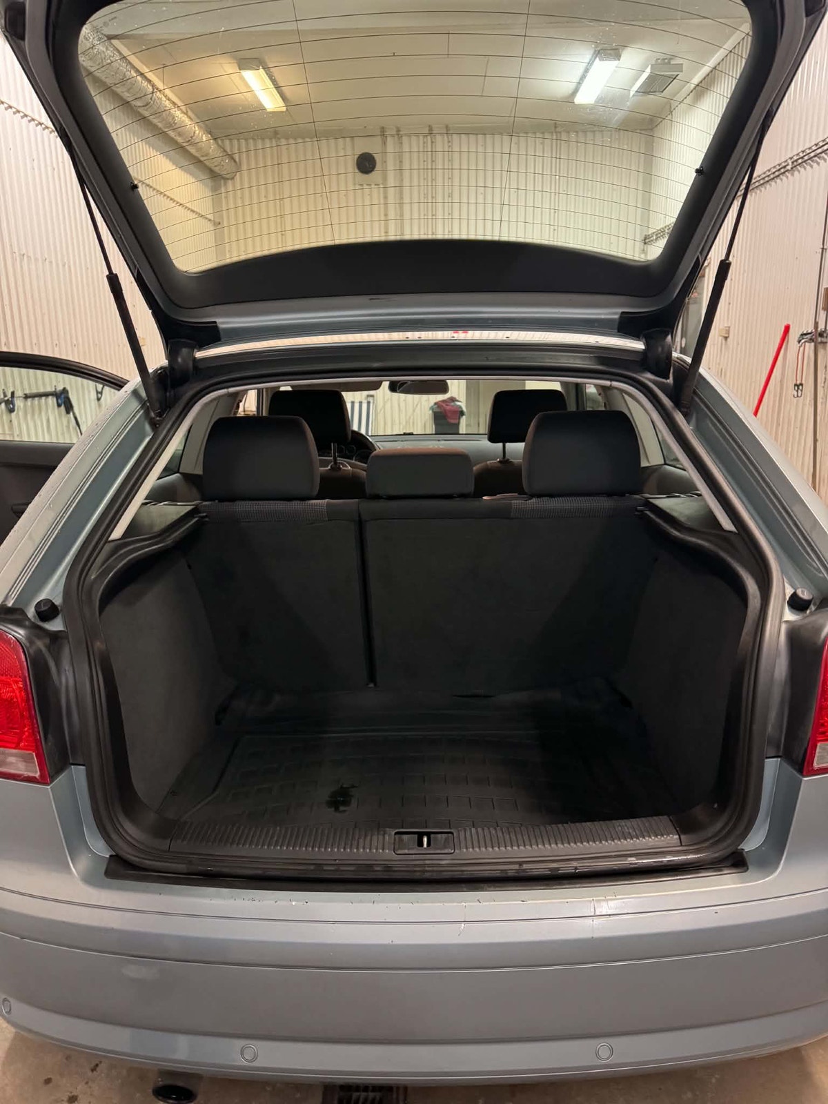 Audi A3 1.6 8v Manual, 5-trins, 102ps, 2004