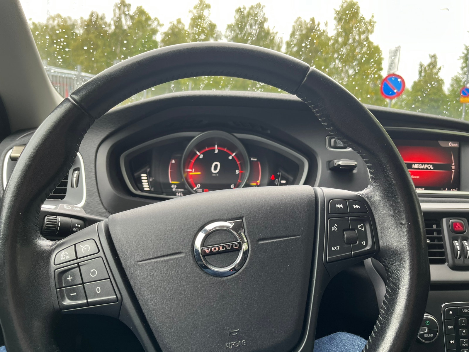 Volvo V40 D2 Manual, 6-trins, 120ps, 2018