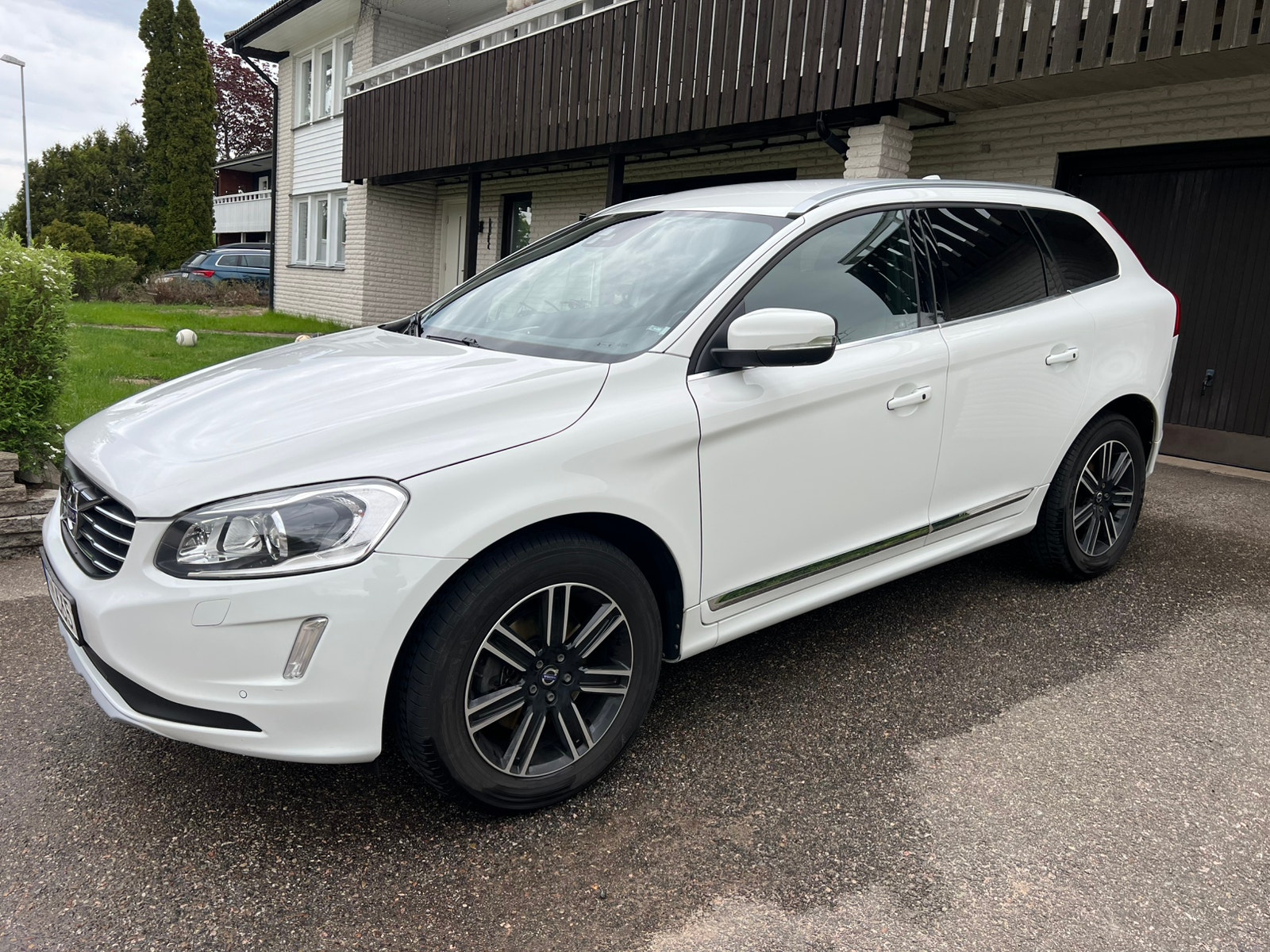 Volvo XC60 D4 AWD Geartronic, 6-trins, 190ps, 2017