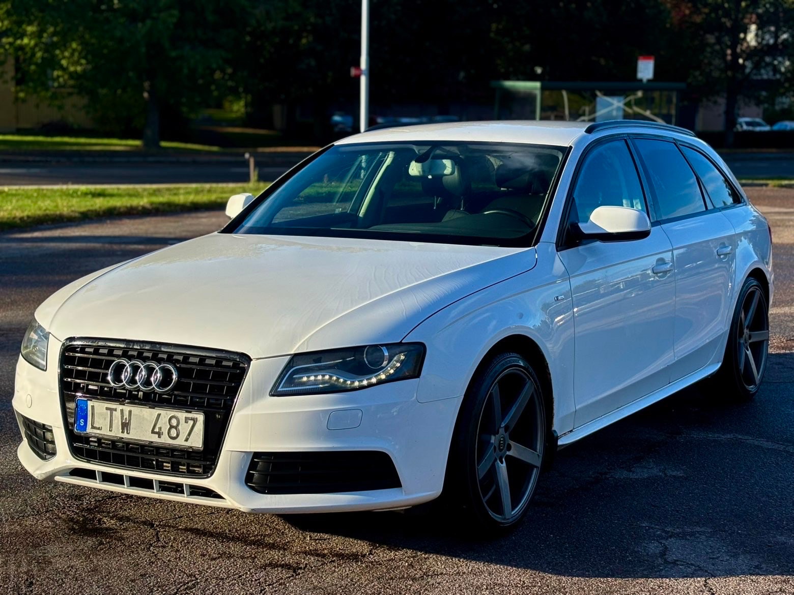 Audi A4 Avant 2.0 TDI Manual, 136hp, 2012