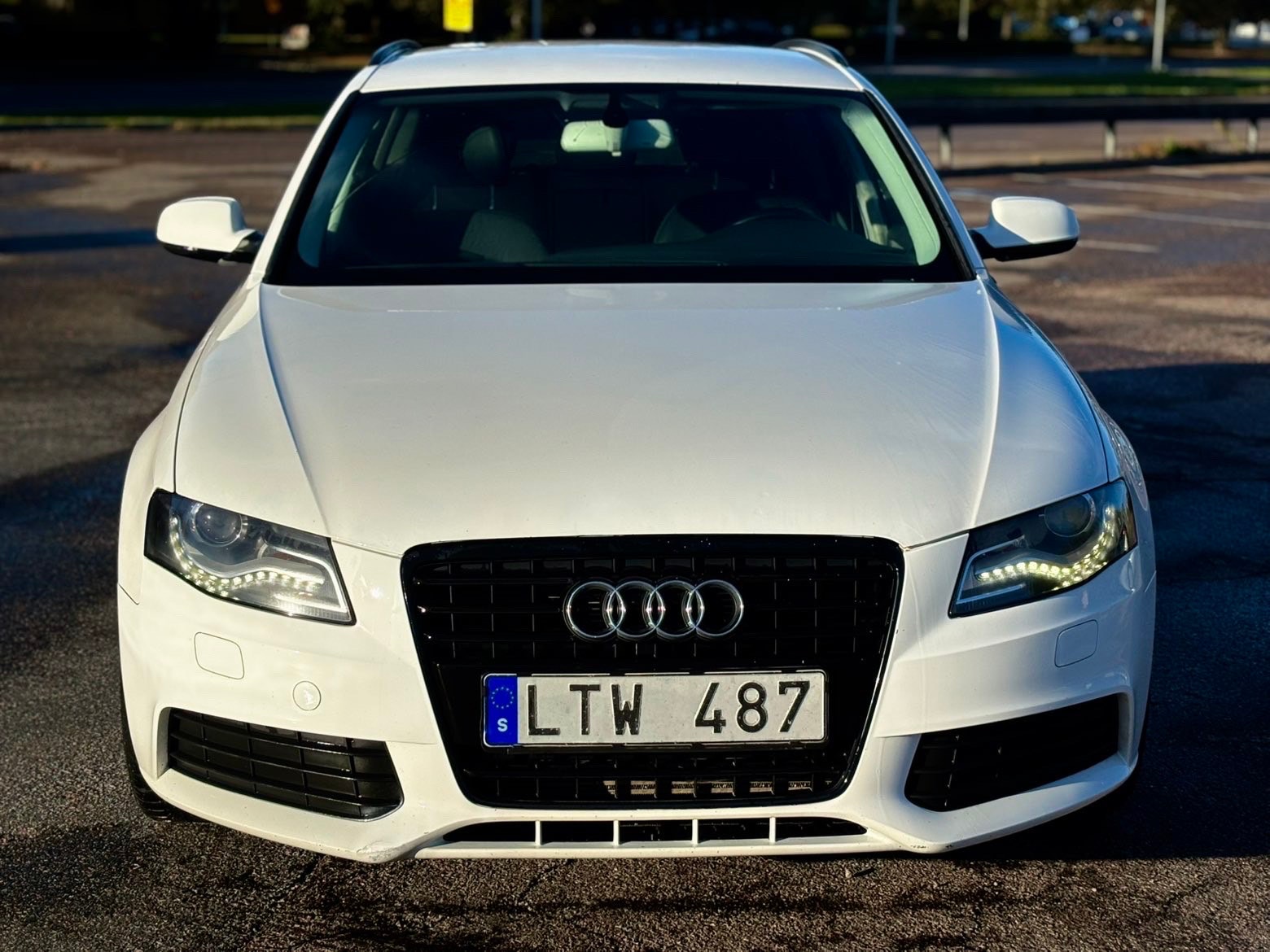 Audi A4 Avant 2.0 TDI Manual, 136hp, 2012