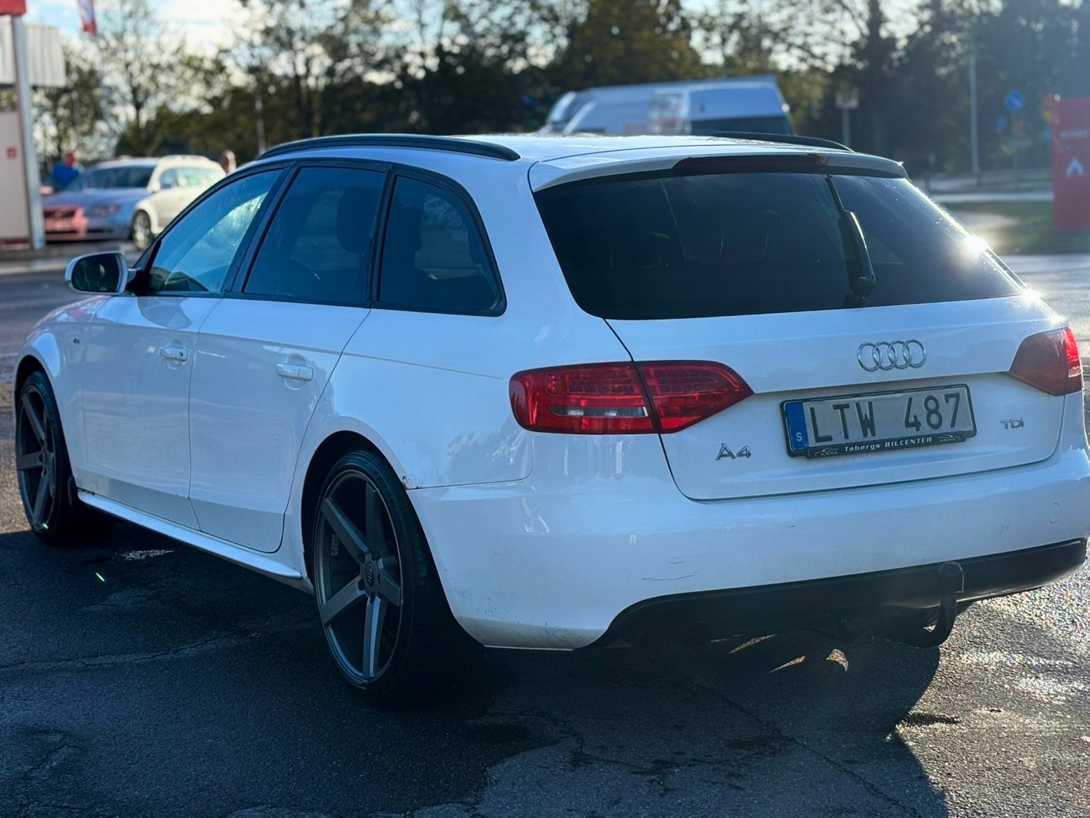 Audi A4 Avant 2.0 TDI Manual, 136hp, 2012