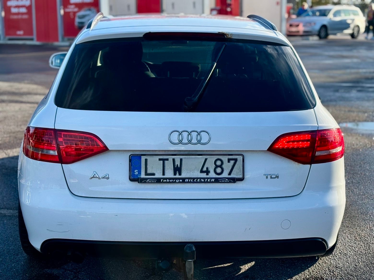 Audi A4 Avant 2.0 TDI Manual, 136hp, 2012