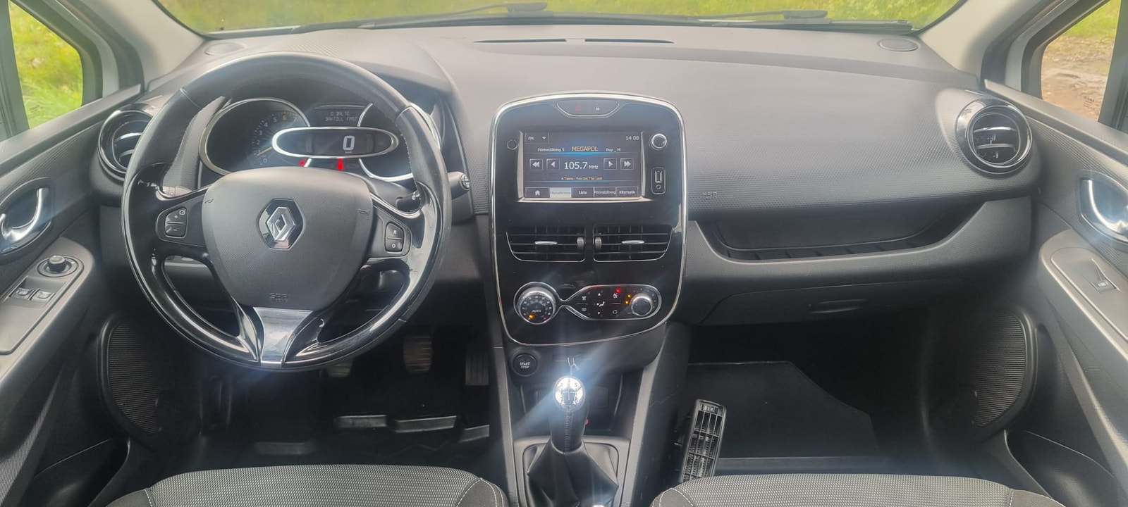Renault Clio 1.2 Manual, 73hp, 2015
