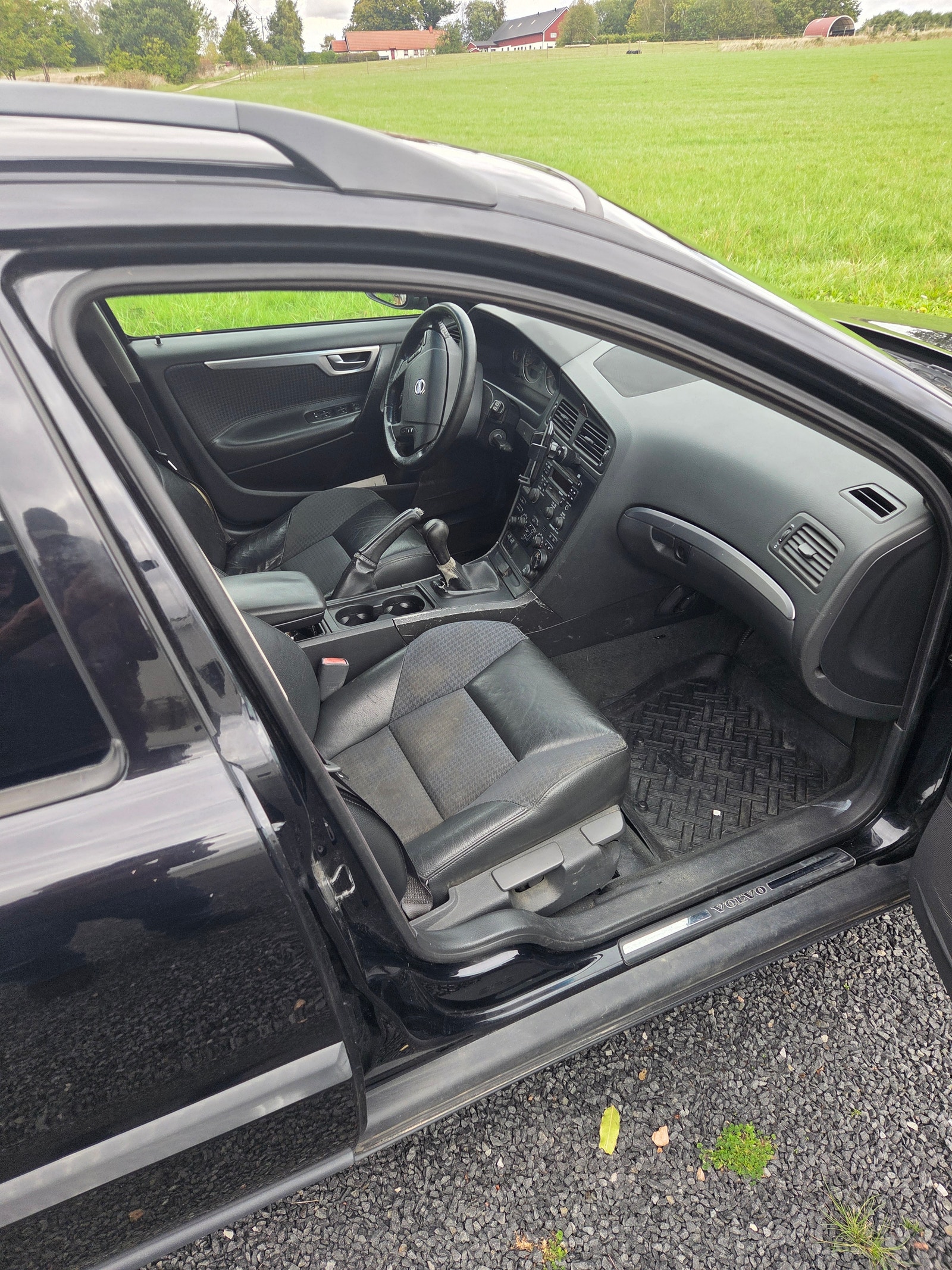 Volvo V70 2.4 Manual, 5-trins, 140ps, 2004