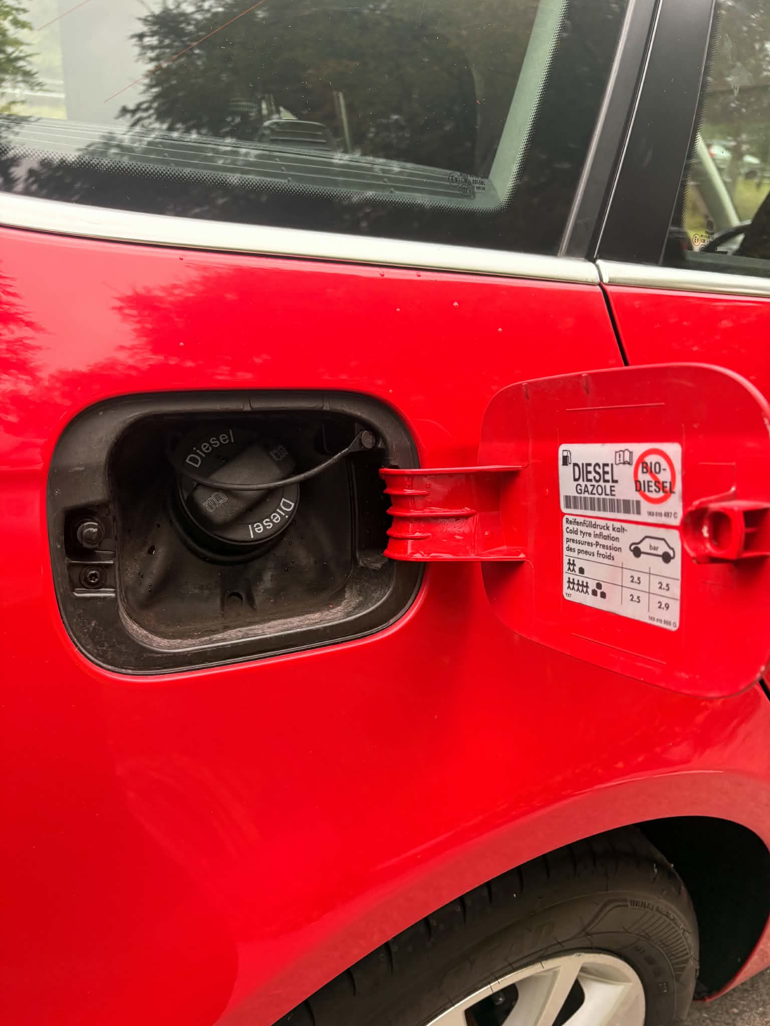Volkswagen Golf Variant 1.6 TDI DPF BMT DSG Sequential, 7-trins, 105ps, 2012