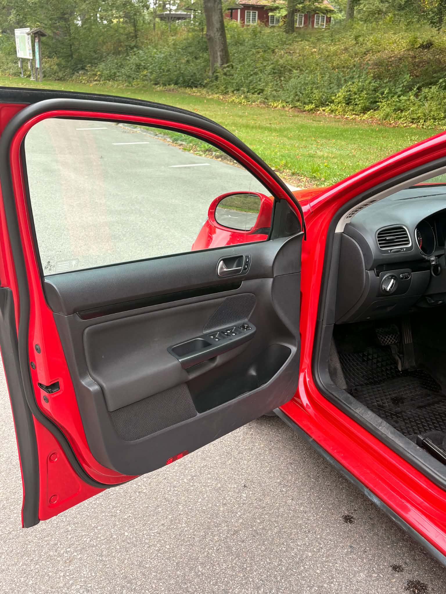 Volkswagen Golf Variant 1.6 TDI DPF BMT DSG Sequential, 7-trins, 105ps, 2012