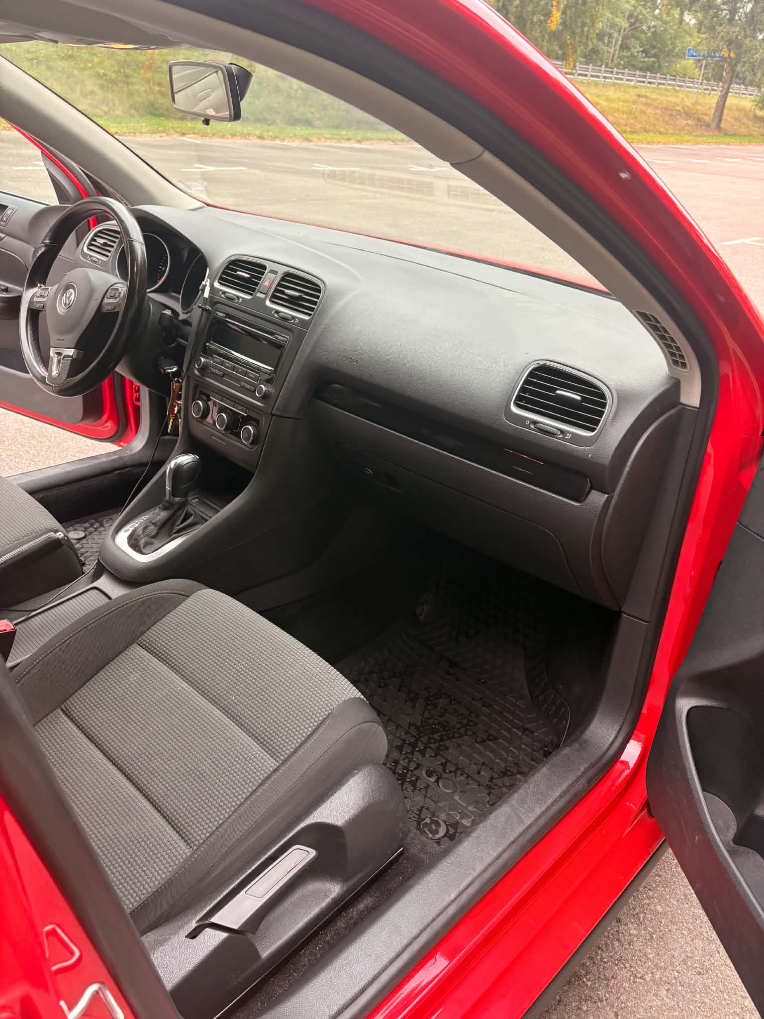 Volkswagen Golf Variant 1.6 TDI DPF BMT DSG Sequential, 7-trins, 105ps, 2012